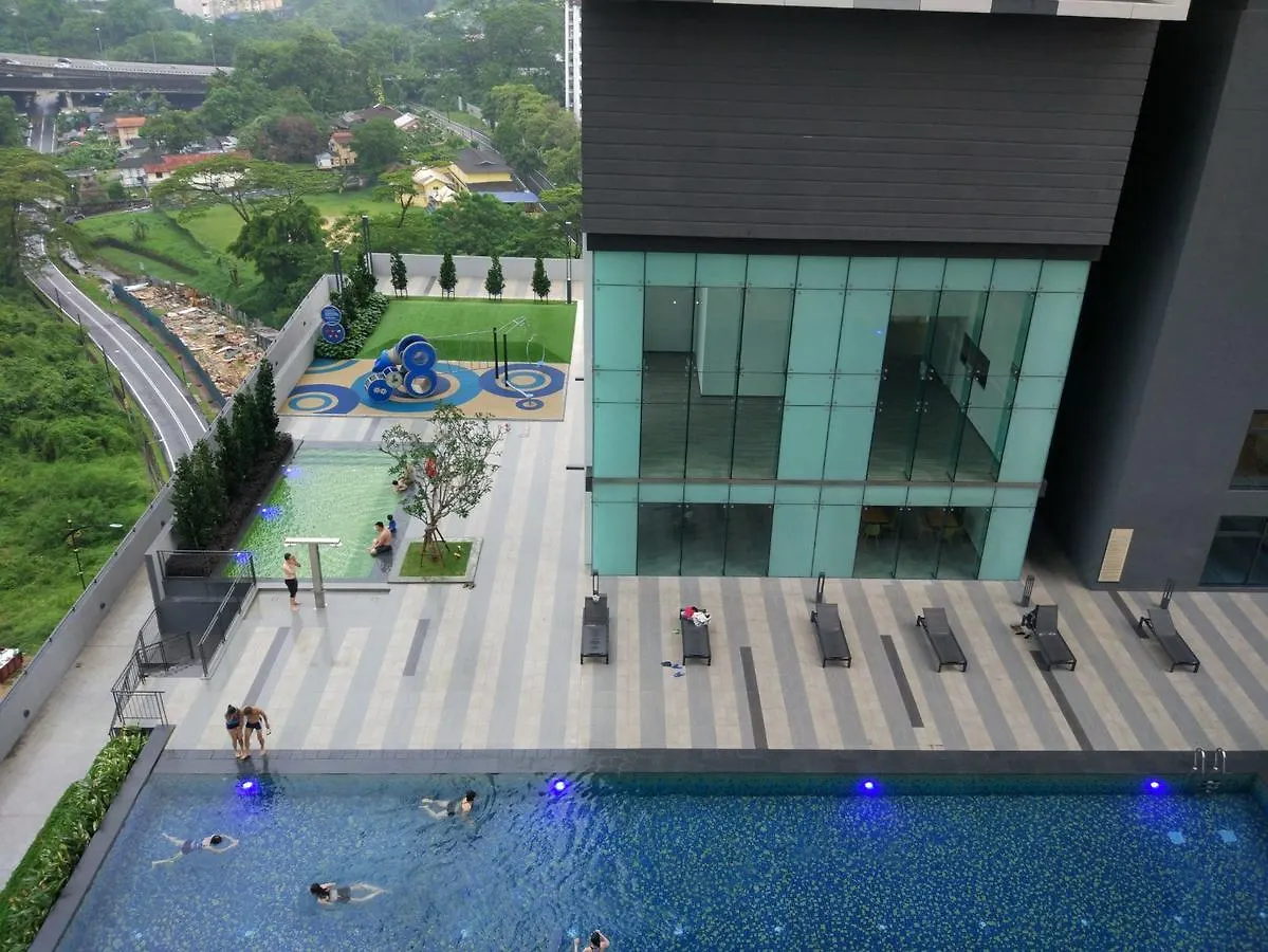 Block B-10, Pangsapuri Setia Sky 88 Jalan Dato Abdullah Tahir Johor Bahru 0*,  Malaisie